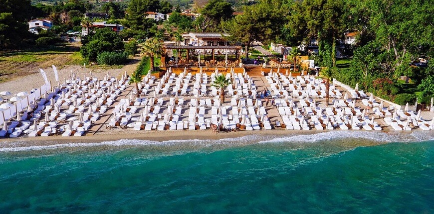 11 Best Beach Bars in Halkidiki-Achinos Beach Bar-Greek Transfer Services