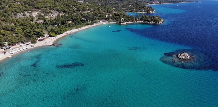 11 Best Beach Bars in Halkidiki-Mango Beach Bar-Greek Transfer Services