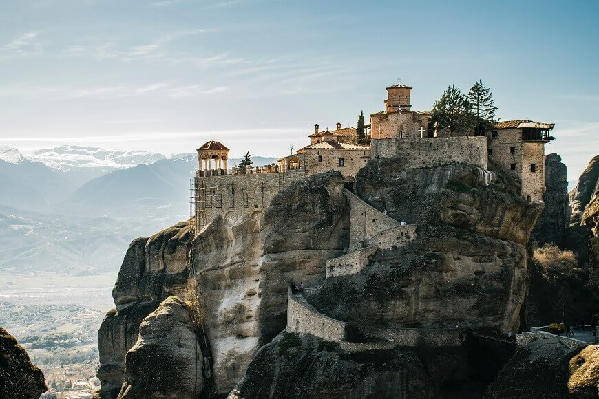 Meteora - 3 iconic spots from the movies you can't overlook on a Greek road trip - Greek Transfer Services - Greek Transfer Services